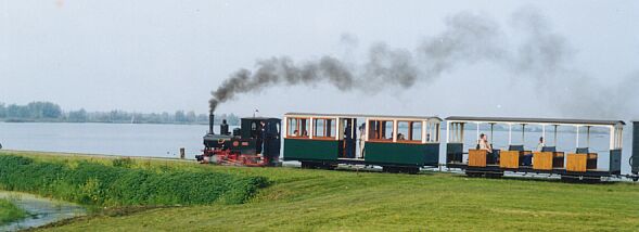 stoomtrein_valkenburgse_meer.jpg